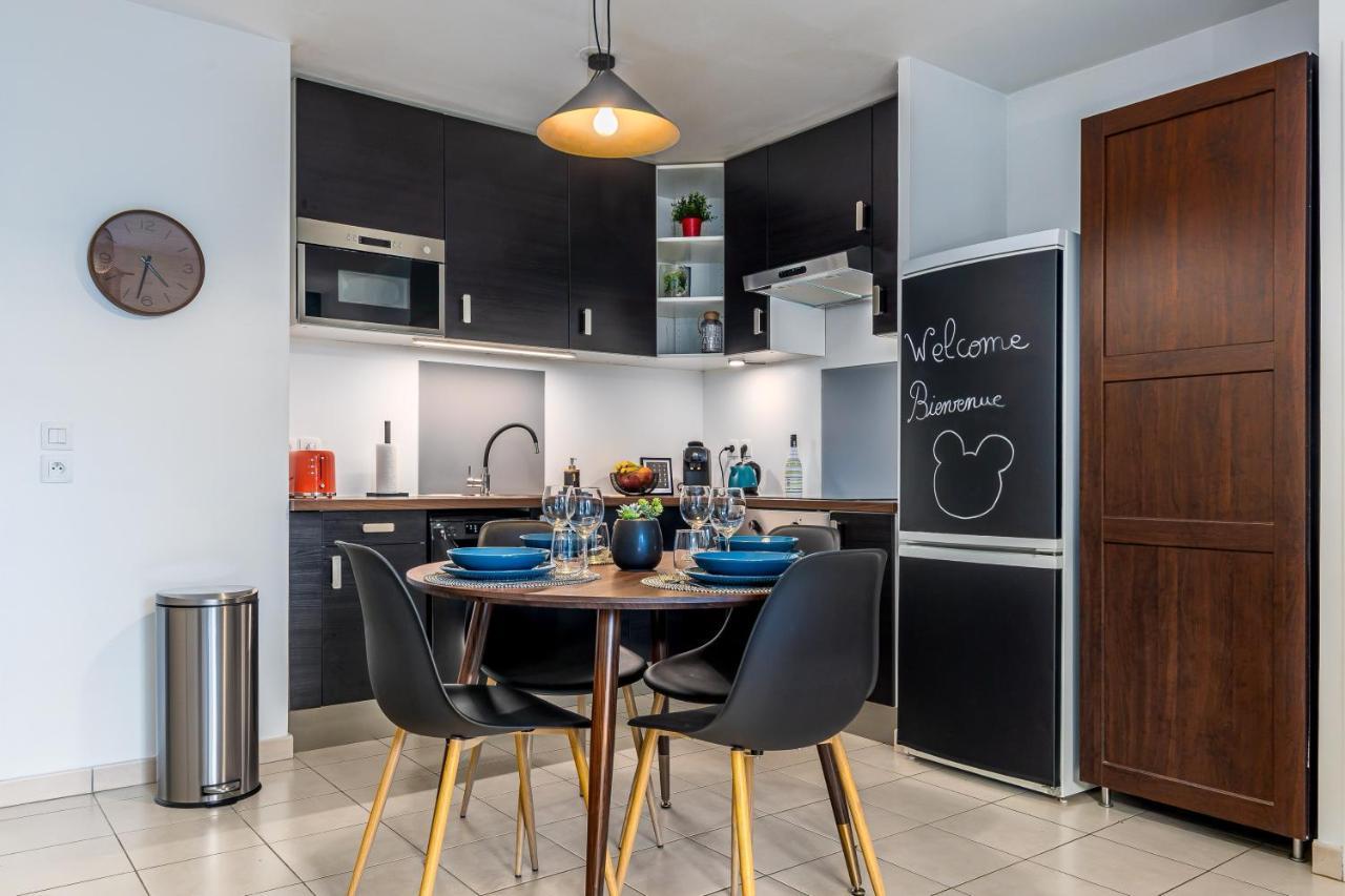 Apartment Chez Stephane & Sophie - 10min Disneyland, Free Parking, Big Garden *